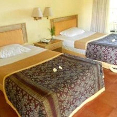 Bali Lovina Beach Cottages Pabean Buleleng Екстериор снимка